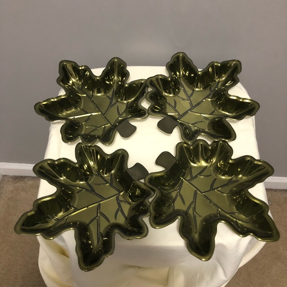 Leave Candy Trays Set of 4 - Picture 1 of 5